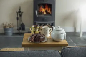 Luxury cottage with private INDOOR hot tub & private woodlands walks - Image 2