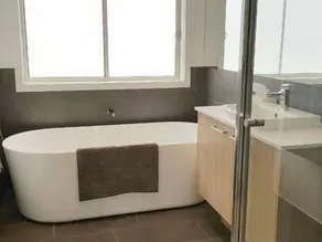 Adagio at Lonsdale - Image 2