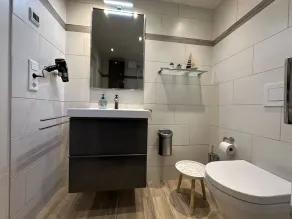 5-personen-ferienhaus in Ruhigem Park - Image 3