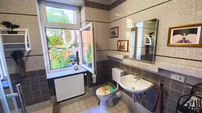 Central, bright + cozy vacation apartment (64 sqm) on the ground floor of an old detached house - Image 2
