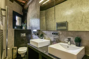Country House 'El Paller' with Balcony and Wi-Fi - Image 5