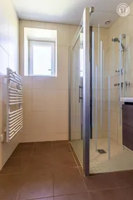 Maison charmante à La Vineuse avec jardin clôturé - Image 3