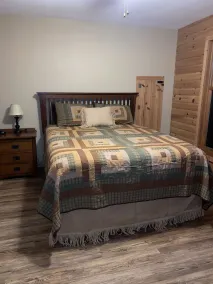 Cabin in Beautiful Timber Coulee - Image 5