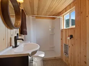 Mountain Retreat for Two Plus 1 - Image 2