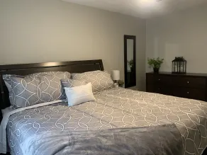 Completely Remodeled Home directly behind the Kenyon Sports Center - Image 5
