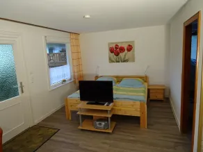 Small detached house in a quiet, sunny location close to the beach. - Image 3