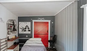 Farmstay Retreat\nFamily cottage Child & Pet friendly or\nOma's romantic Retreat - Image 5