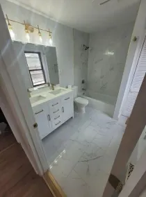 Beautiful Updated House! - Image 4
