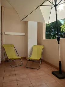 T2 Domaine de la Coudoulière dans très beau parc arboré, - Image 5