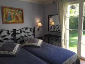 Villa affascinante e confortevole con giardino paesaggistico privato, piscina, spa e sauna - Image 3