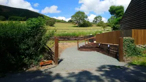 Seven Stars- hot tub & garden with fabulous views. - Image 5