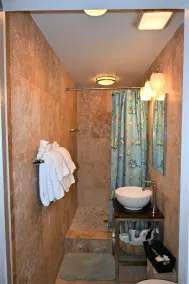ISLAND DAZE Luxury Penthouse Beachfront 2B/2B Grande Bay Resort, Cruz Bay VIEWS! - Image 3