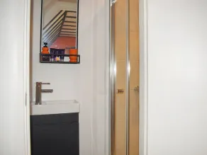 1 bedroom accommodation in Battle - Image 3