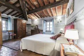 Villa Etra: una villa elegante y acogedora de dos pisos en el estilo característico de la campiña toscana. - Image 5