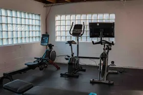 Kayaks, Hot Tub & Home Gym - Family Friendly Cozy Nature Retreat - Image 4