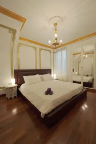 Le luxe d'un appartement élégant au pied du pont du Rialto et le Grand Canal - Image 4