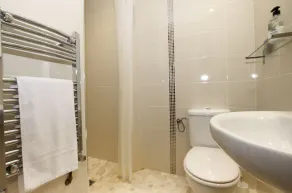 Komfortables Ferienhaus mit privatem Pool, für Wanderer oder einfach zum Entspannen! - Image 5