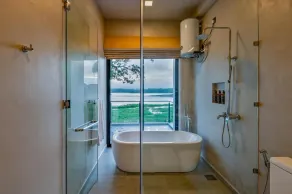 Lakeside Retreat Eco Luxury Villa - Image 2