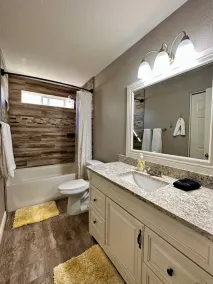 Spacious, FREE Private Heated Pool, Great Location! 10+ Guests & Pet Friendly - Image 5