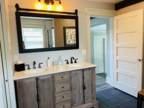 Lake, River and Lighthouse View Suite<br> - Image 3