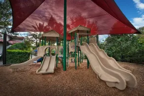 Marriotts Lakeshore Reserve - 1 Bedroom - Image 2