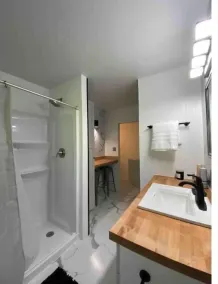 King Size Bed Suit Apartment Quite Neighborhood - Image 5