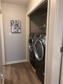 Comfortable, Clean, and Convenient to Everything! - Image 2