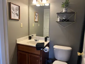 Cheerful 3bd/3ba home with Patio & Fireplace! - Image 4