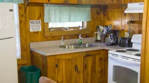 Squaw Lakefront Cottage minutes from Bank of NH Pavilion - Image 5