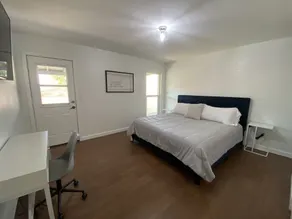 Cozy remodeled Home with Mountain View’s! - Image 2