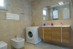 Deluxe Apartment 8 + 2 mit privatem Pool, 100 m vom Strand entfernt - Image 4