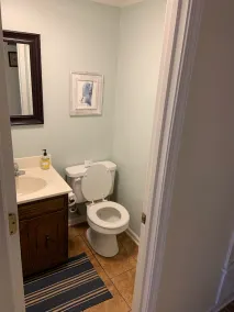 Geräumige 5 Schlafzimmer / 3. 5 Zuhause mit Pool! Toll für Familien und unterhaltsam. - Image 4