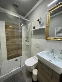 Single apartment Pure at Köln Messe Bonn Phantasialand Christmas market - Image 2