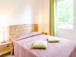 Lakeside Maisonette Retreat - Image 3