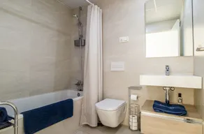 Modern 3 bedroom penthouse with mountain and sea views. - Image 3