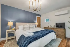 Lovely Beach house in GRB - Heated pool! - Image 3