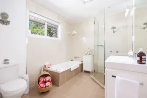 Villa Beachside - On the beach, Air- conditioned and Pet Friendly - Image 3