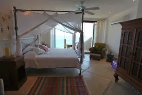 CASA SUSPIRO: Luxury, BeachFRONT Villa on White-Sand Beach with Staff - Image 4