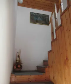 Holiday home with garden and only 300 m from the beach - Image 2