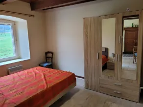 Hus på landet i en dal 12 km från Besse - Image 5