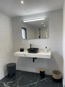 Fully restored residence - Image 4