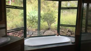 Glastonbury Country retreat - 20 mins from Gympie - Image 4