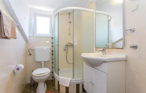 Awesome apartment in Dubrovnik with WiFi - Image 2