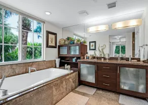 VRNR Luxury Collection Mariners Club 316, Private Gym, Pool Tbl, Boat Slip Avail - Image 3