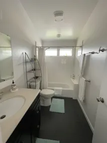 Quiet, Private,  Beachy 2-bedroom,  Walk to Kailua Beach, A/C - Image 2