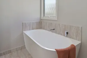 St Helens Beach House - Image 2