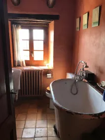 Beautiful Old Country House In Picturesque Catalan Village (HUTG-028665 - Image 4