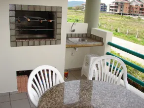 Praia dos Ingleses for 6 people - 1 suite - 100 meters from the sea - Image 3