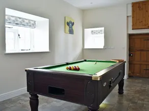 5 bedroom accommodation in Glanvilles Wootton, near Sherborne - Image 2