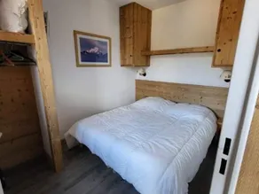 Comfortable 2-room, balcony and ski locker - Image 3